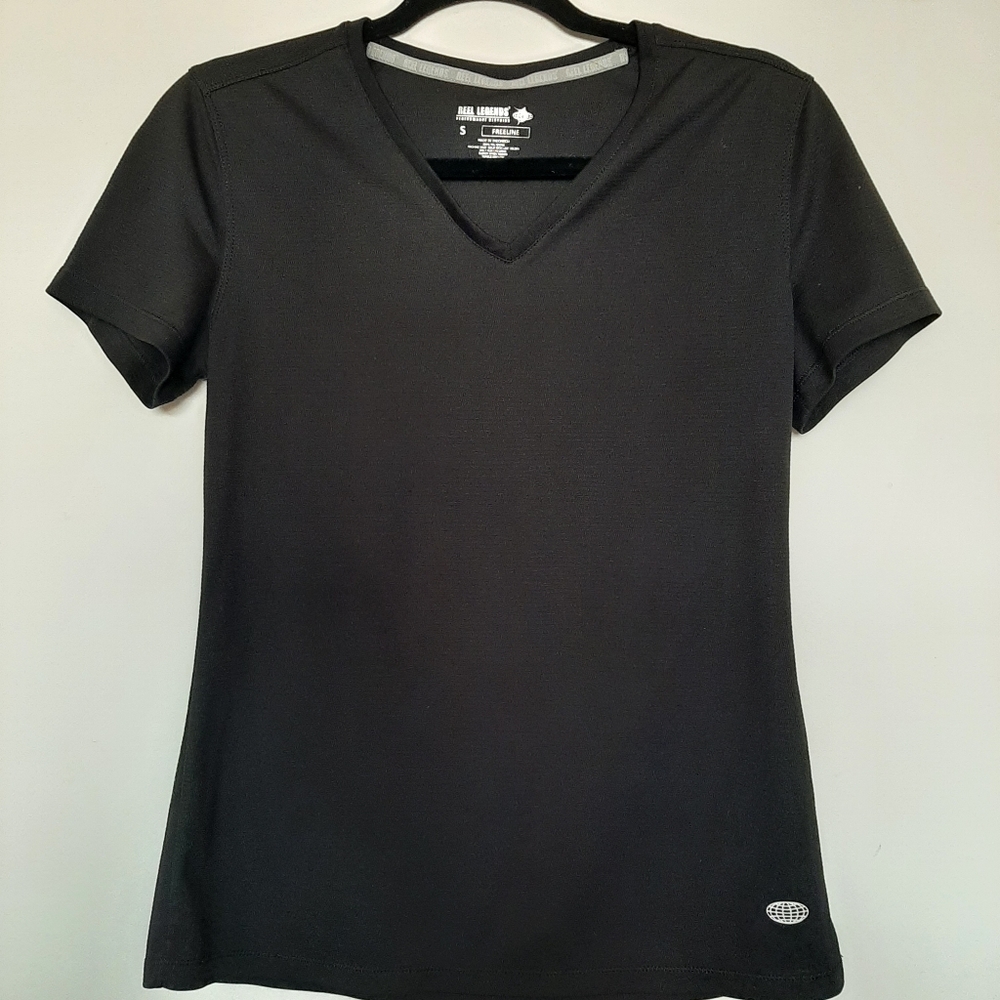 Reel Legends Performance Clothing Freeline Black Small TShirt with UV protection